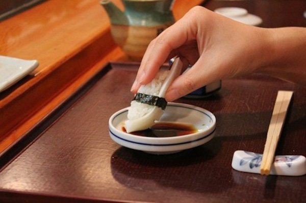 Cách ăn sushi đúng chuẩn phong cách Nhật