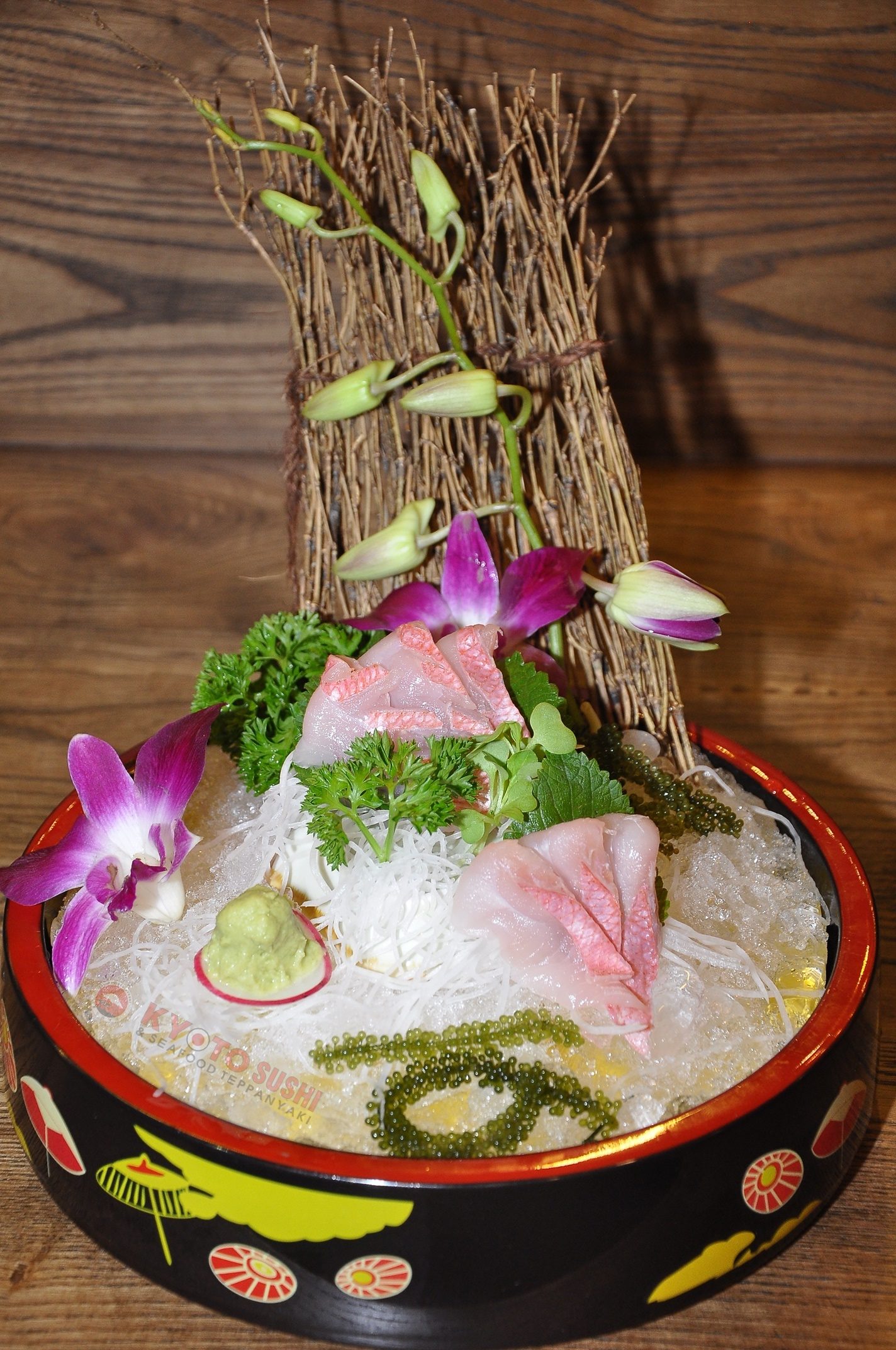 Thưởng thức Sashimi Kinmedai tại Kyoto Sushi